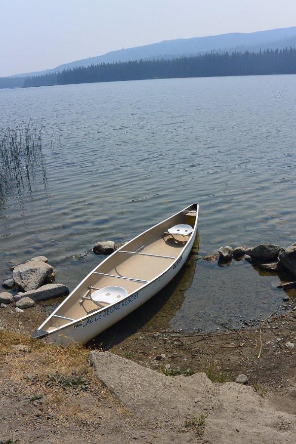 Lac Le Jeune Nature Resort Logan Lake Extérieur photo